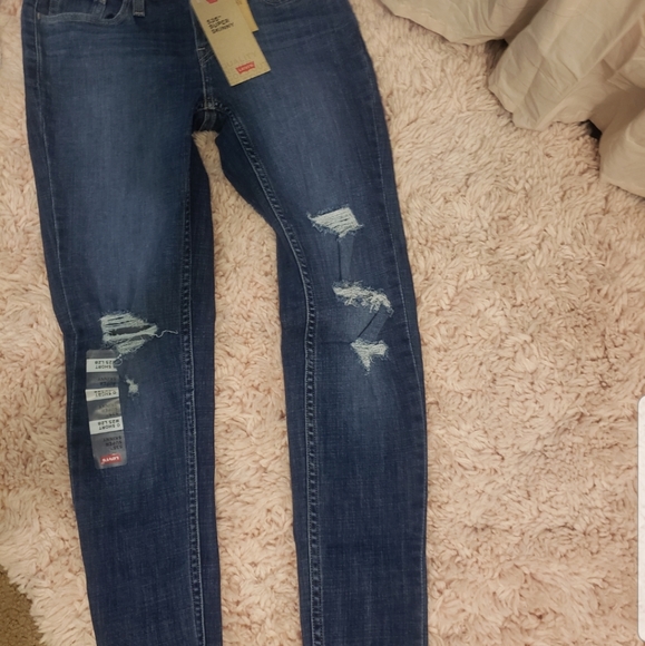 Jeans - Picture 2 of 3